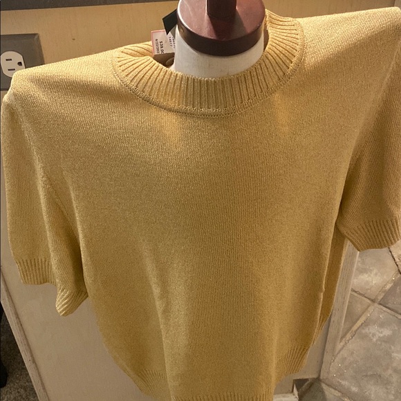St. John Gold Crew Neck New Years Eve Sweater - Picture 6 of 6